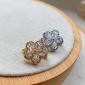 Pingente charms flor cravejado