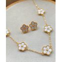 Conjunto de flor na madre pérola