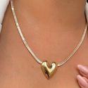 Chocker em navetes de coração