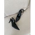 Scarpin Laís Preto