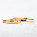 Aliança de Casamento em Ouro 2mm Chanfrada Lucy - Par