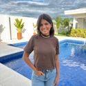 T-Shirt Feminina Gola - Marrom