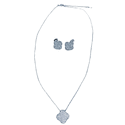 Conjunto Trevo prateado