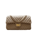 Bolsa Kiara Média Chevron Couro Nude com Ferragens Douradas