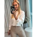 Blusa Abenção Mullet Com Gola Média Off White 