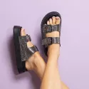 Papete Feminina Franshoes Preta Com Fivela Ajustável