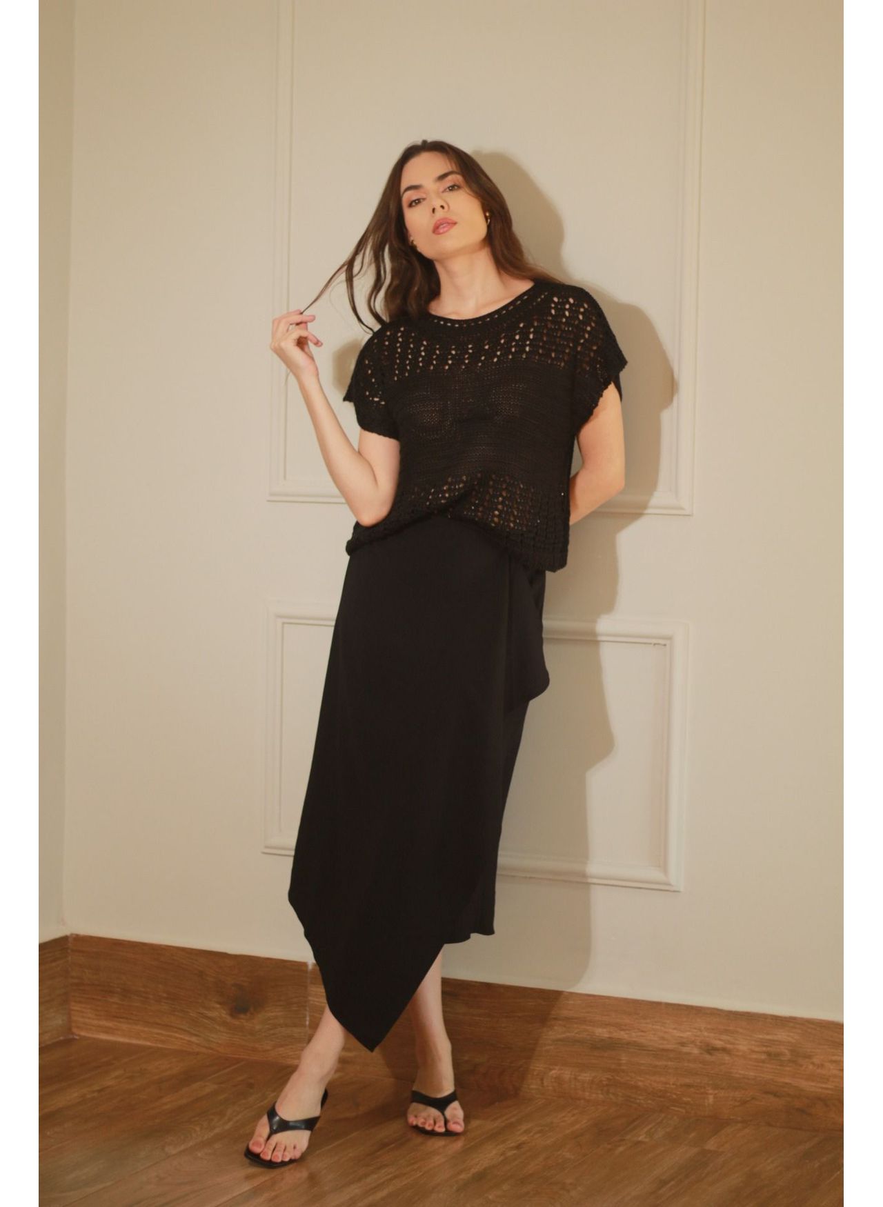 Blusa Tricot Pontos - Preto