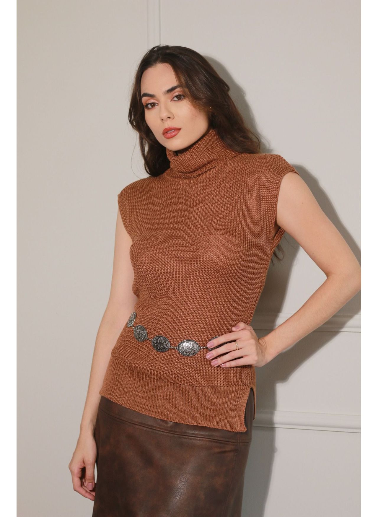 Blusa Tricot Gola - Marrom