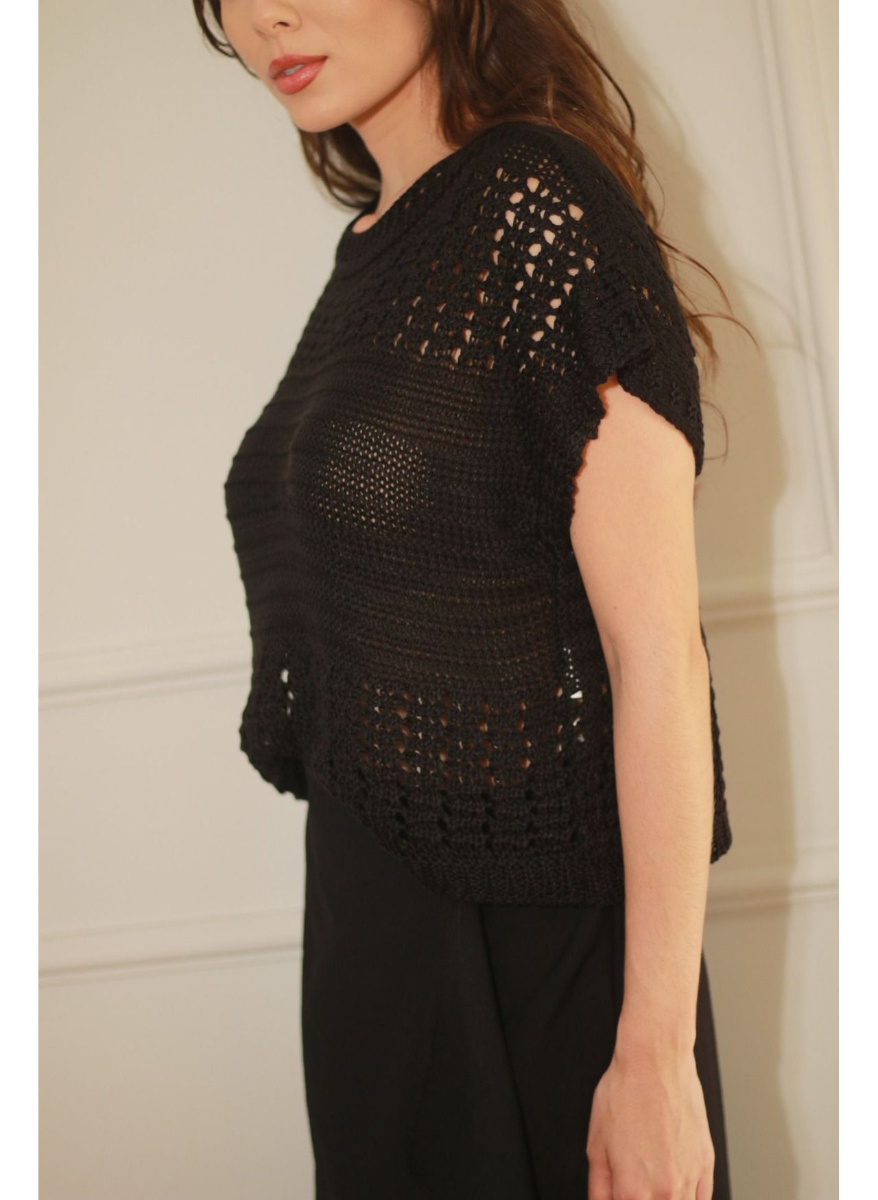 Blusa Tricot Pontos - Preto