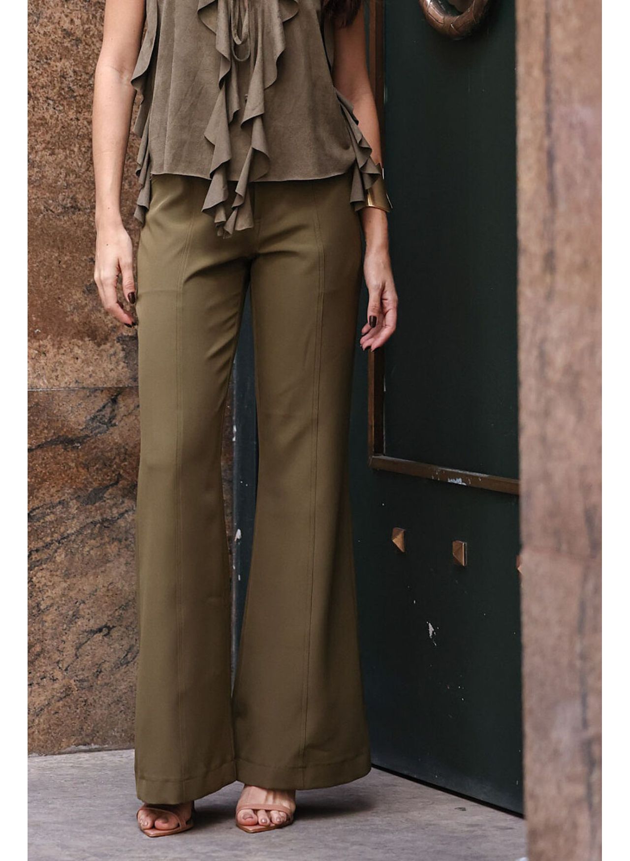 Calça Flare Recortes - Verde