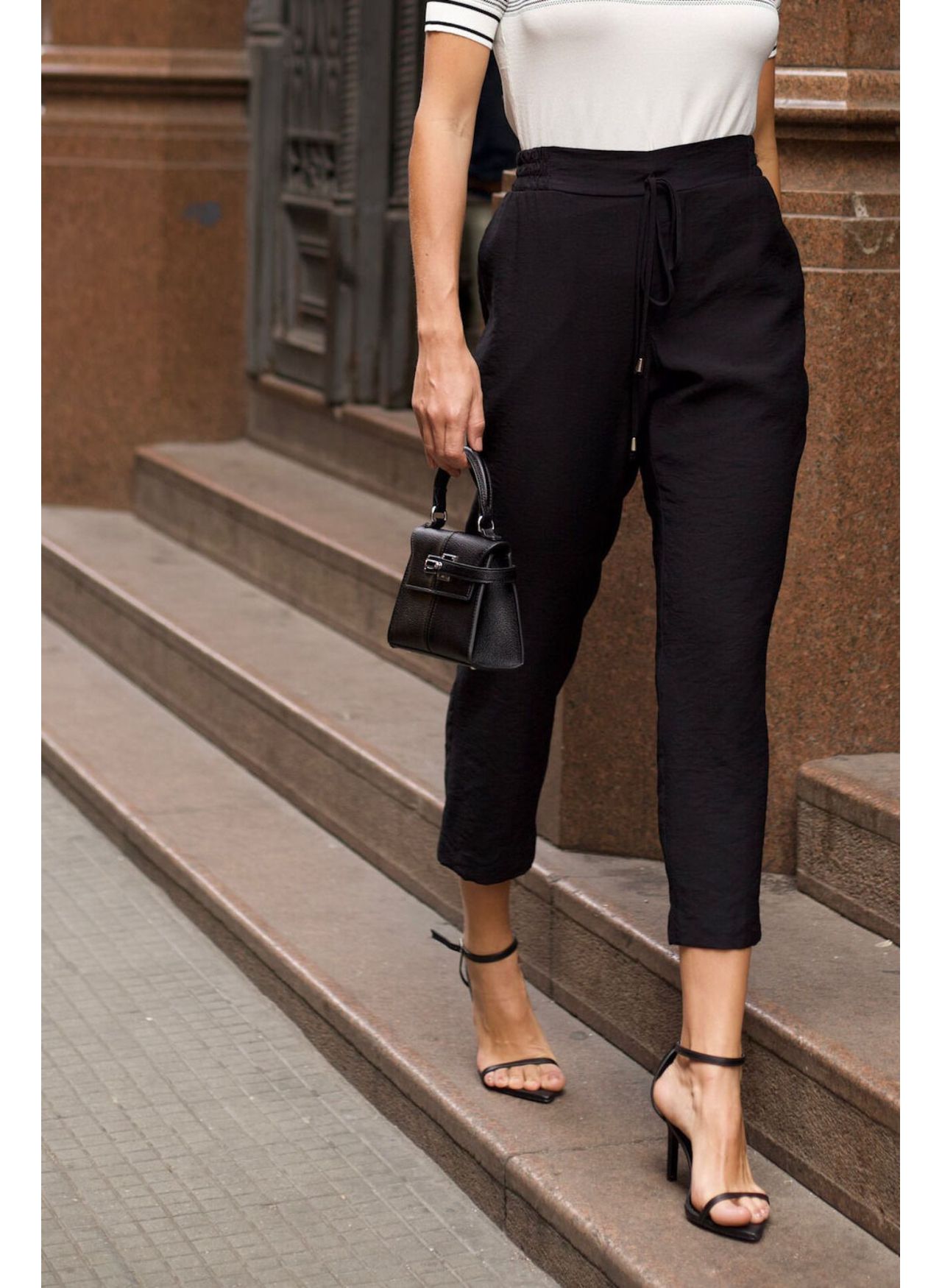 Calça Alfaiataria Ponteira - Preto