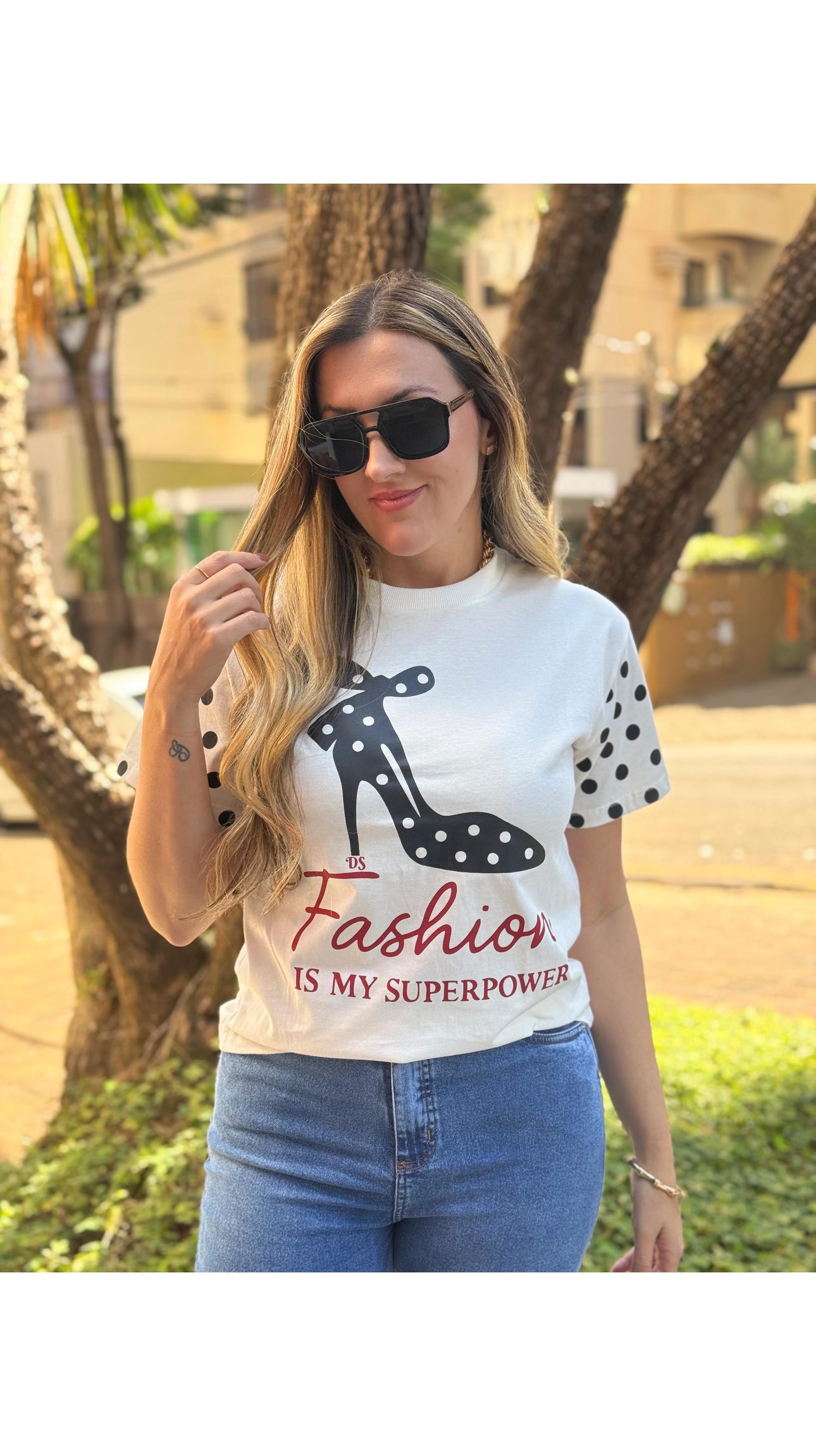 T-SHIRT SAPATINHO - Jaqueline Silveira Boutique