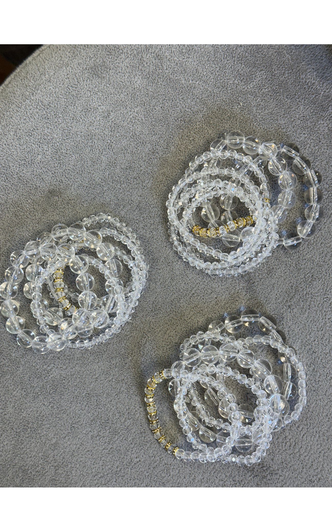 Kit 6 Pulseiras Esferas Vinílicas E Detalhe Dourado  