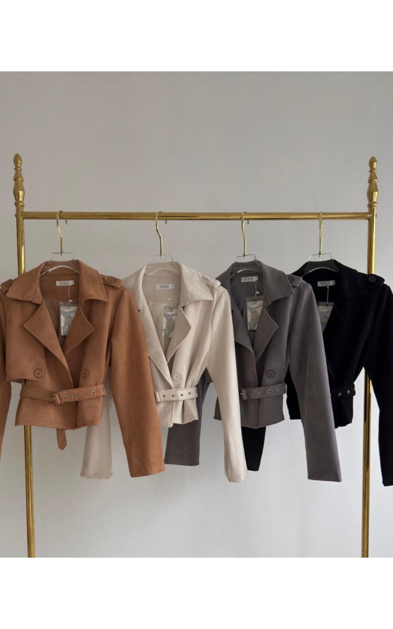Trench Coat Curto Chamois - Preto 