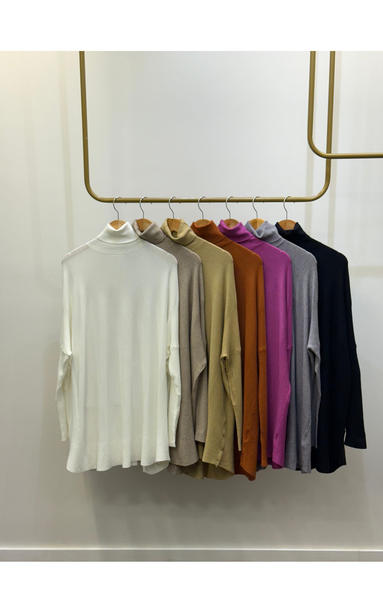 Blusa Ampla Fio Modal de Mangas Mais Justas - Bege