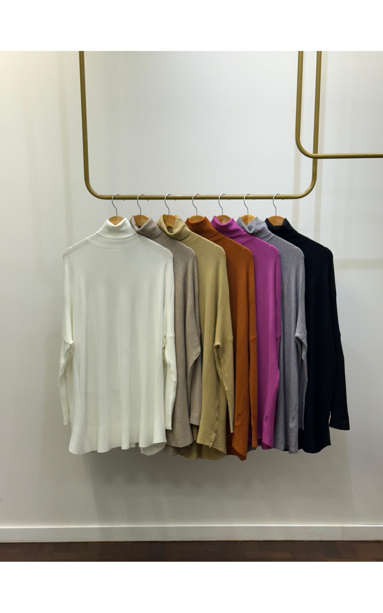 Blusa Ampla Fio Modal de Mangas Mais Justas - Bege
