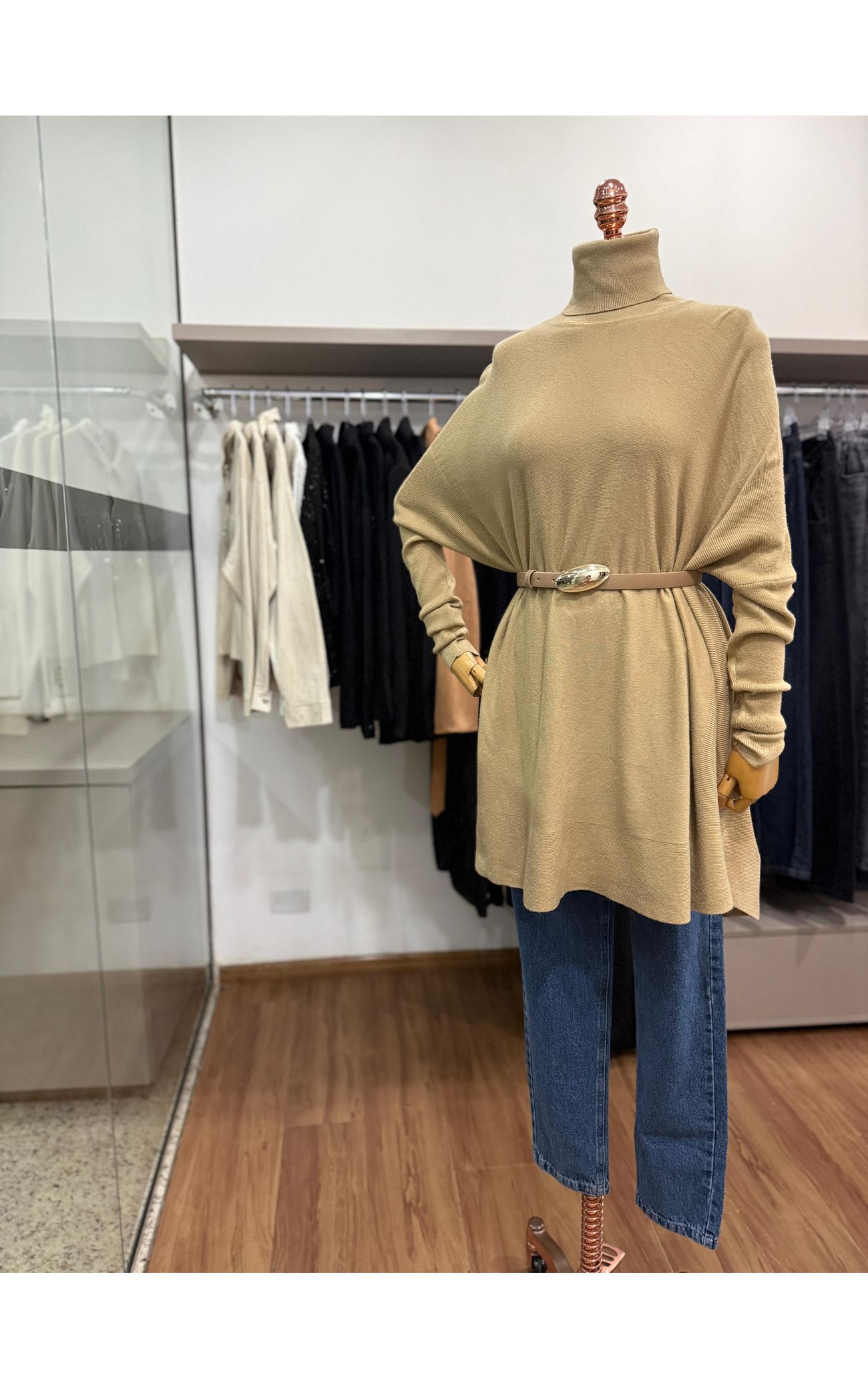 Blusa Ampla Fio Modal de Mangas Mais Justas - Bege