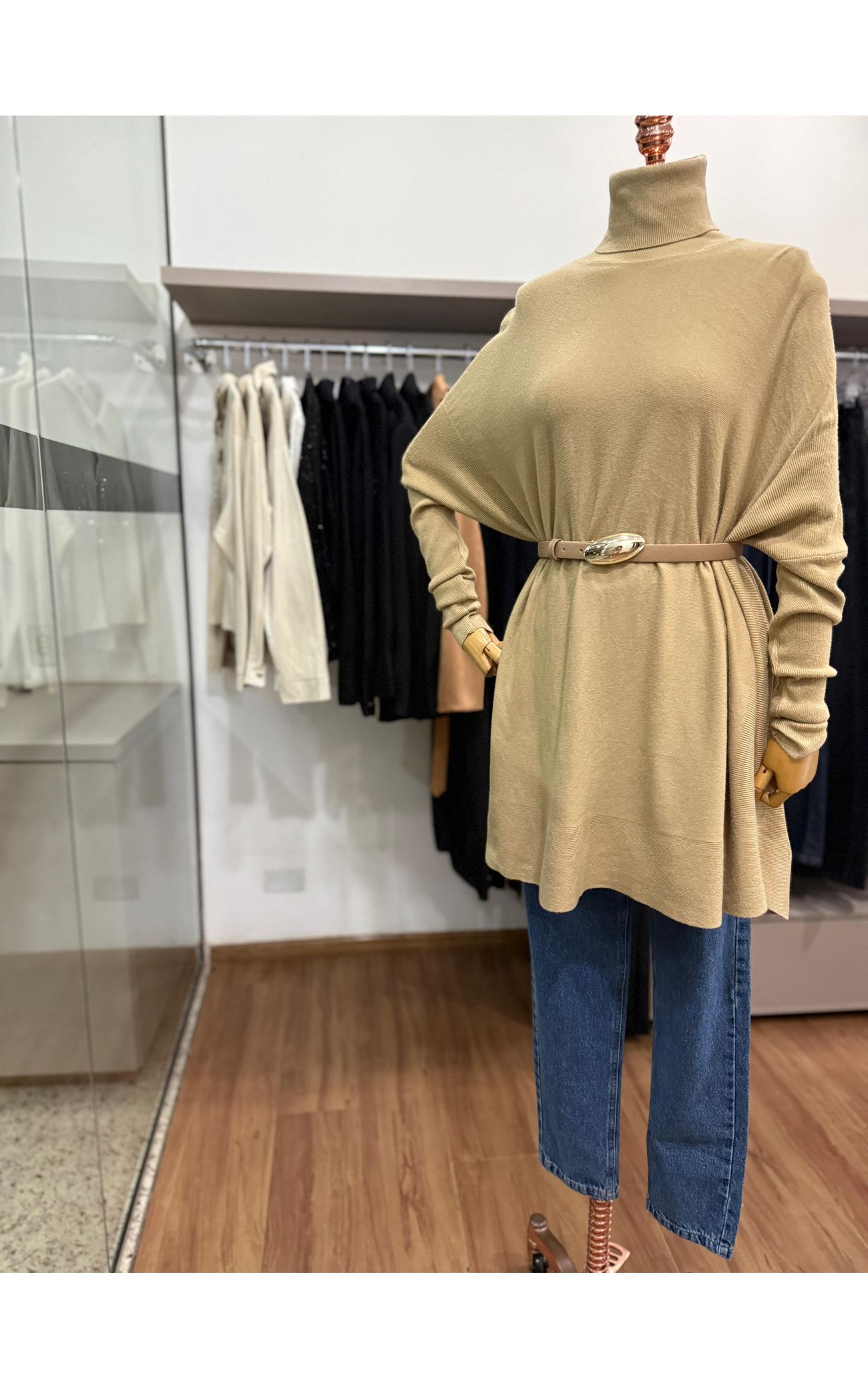 Blusa Ampla Fio Modal de Mangas Mais Justas - Bege