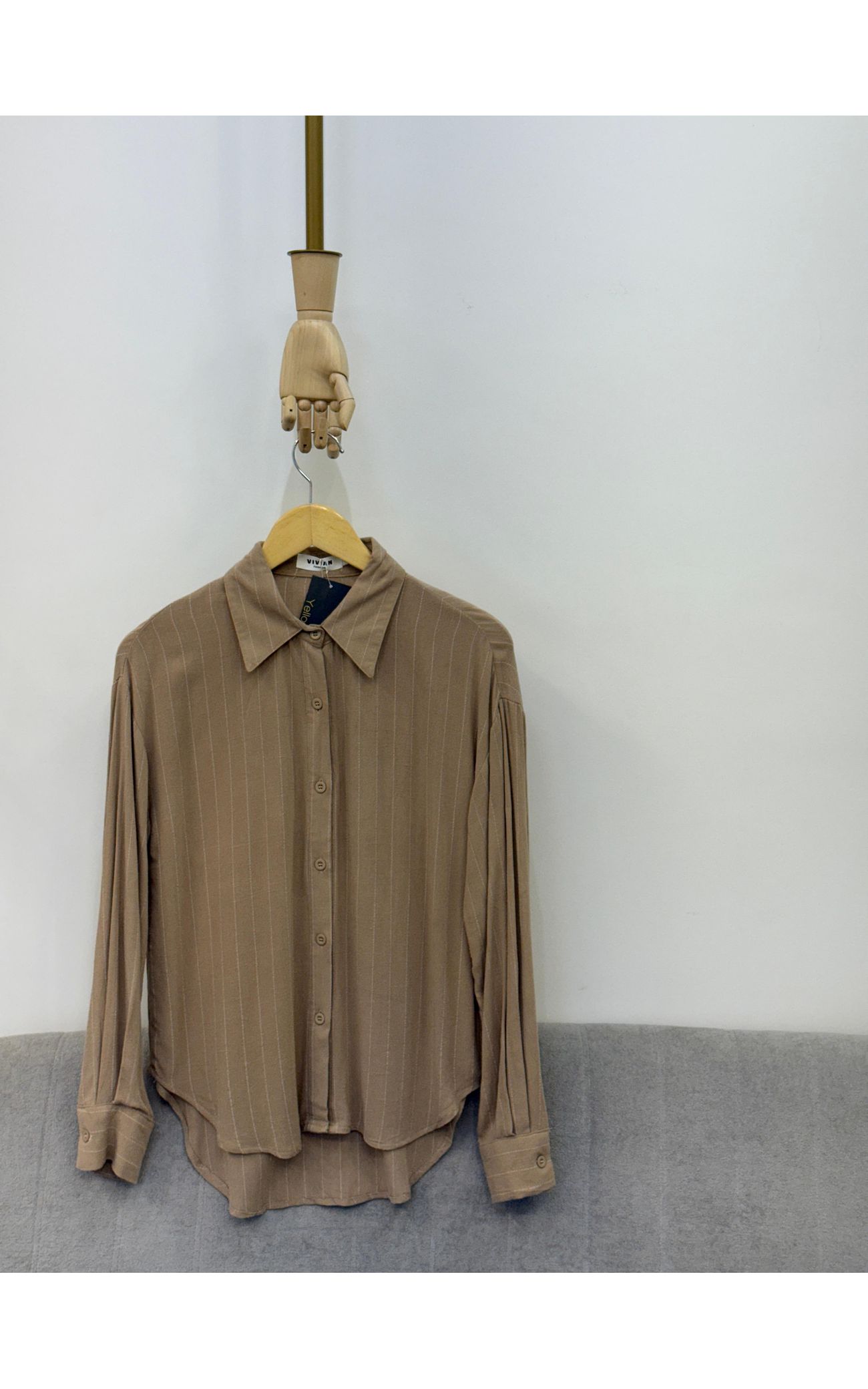 Camisa Linho Misto Risca de Giz - Bege