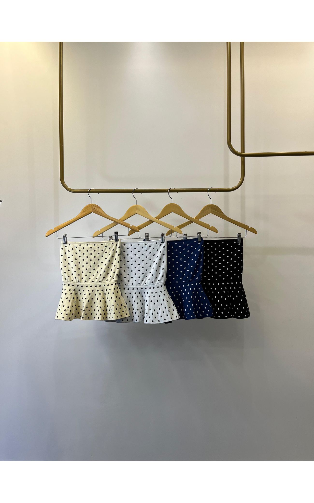 Tomara que Caia Fio Modal Poá - Peplum - Preto com Poá Branco 
