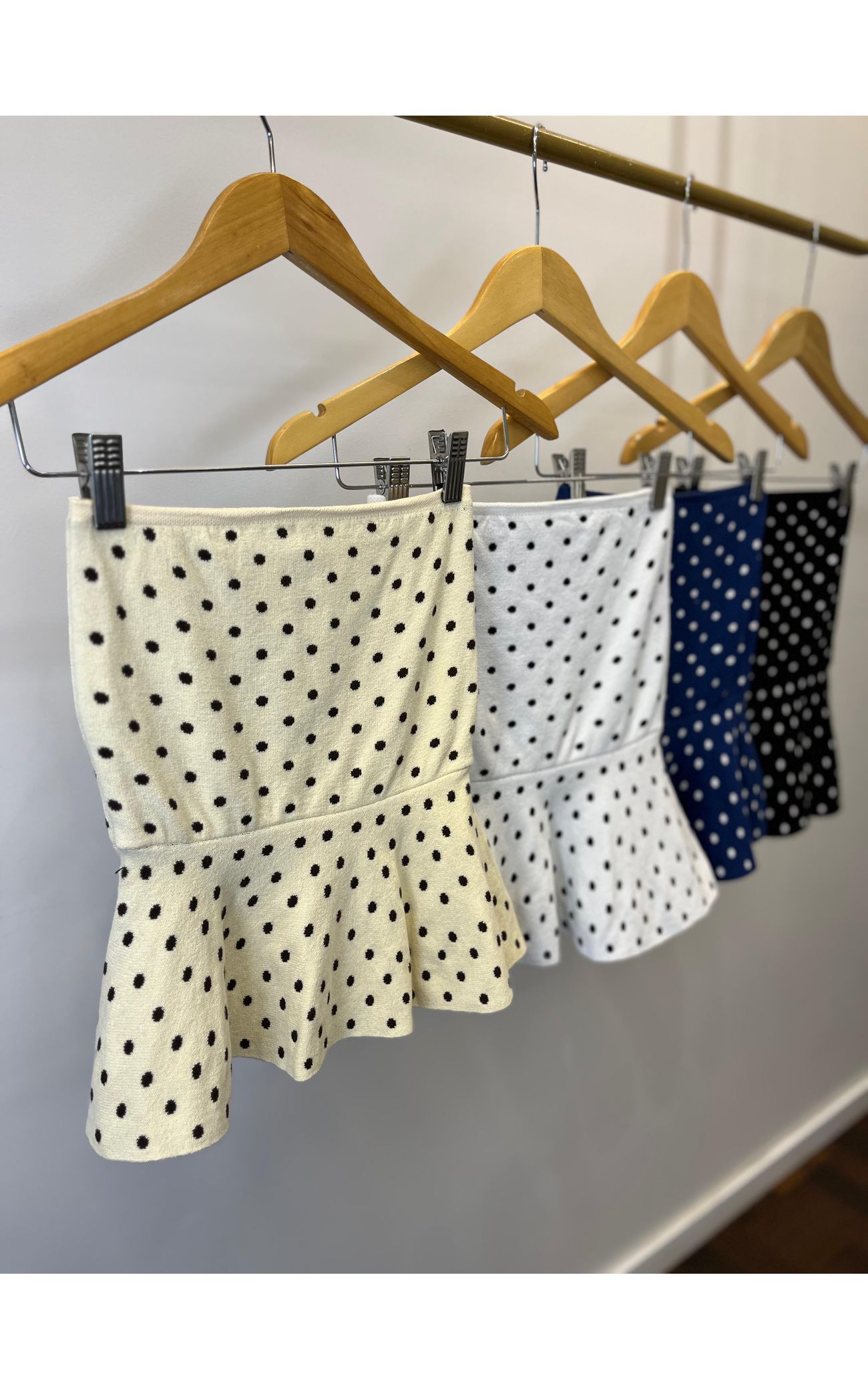 Tomara que Caia Fio Modal Poá - Peplum - Preto com Poá Branco 