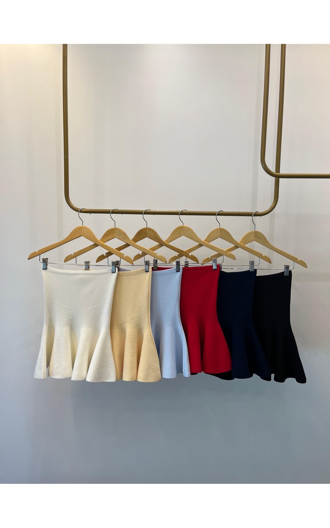 Tomara que Caia Tricot Peplum - Amarelo Manteiga