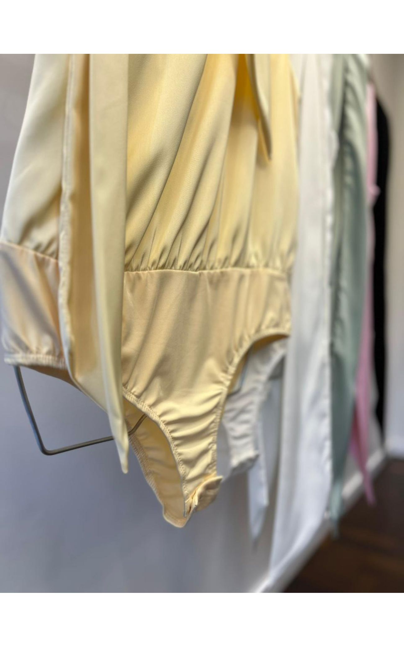 Body Cetim Maroca - Amarelo Manteiga