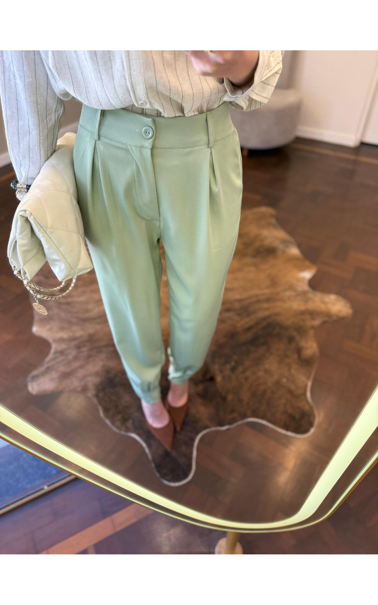 Calça Alfaiataria Cenoura Zíper - Verde 