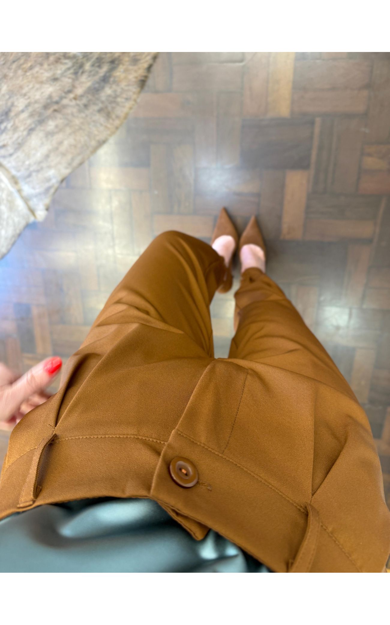Calça Alfaiataria Cenoura Zíper - Marrom 