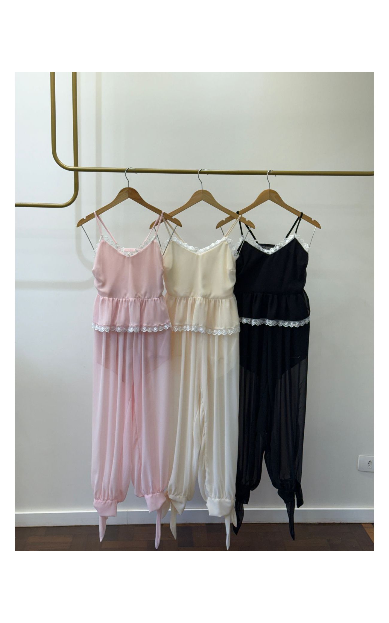 Conjunto Sophie Crepe de Seda - Creme 