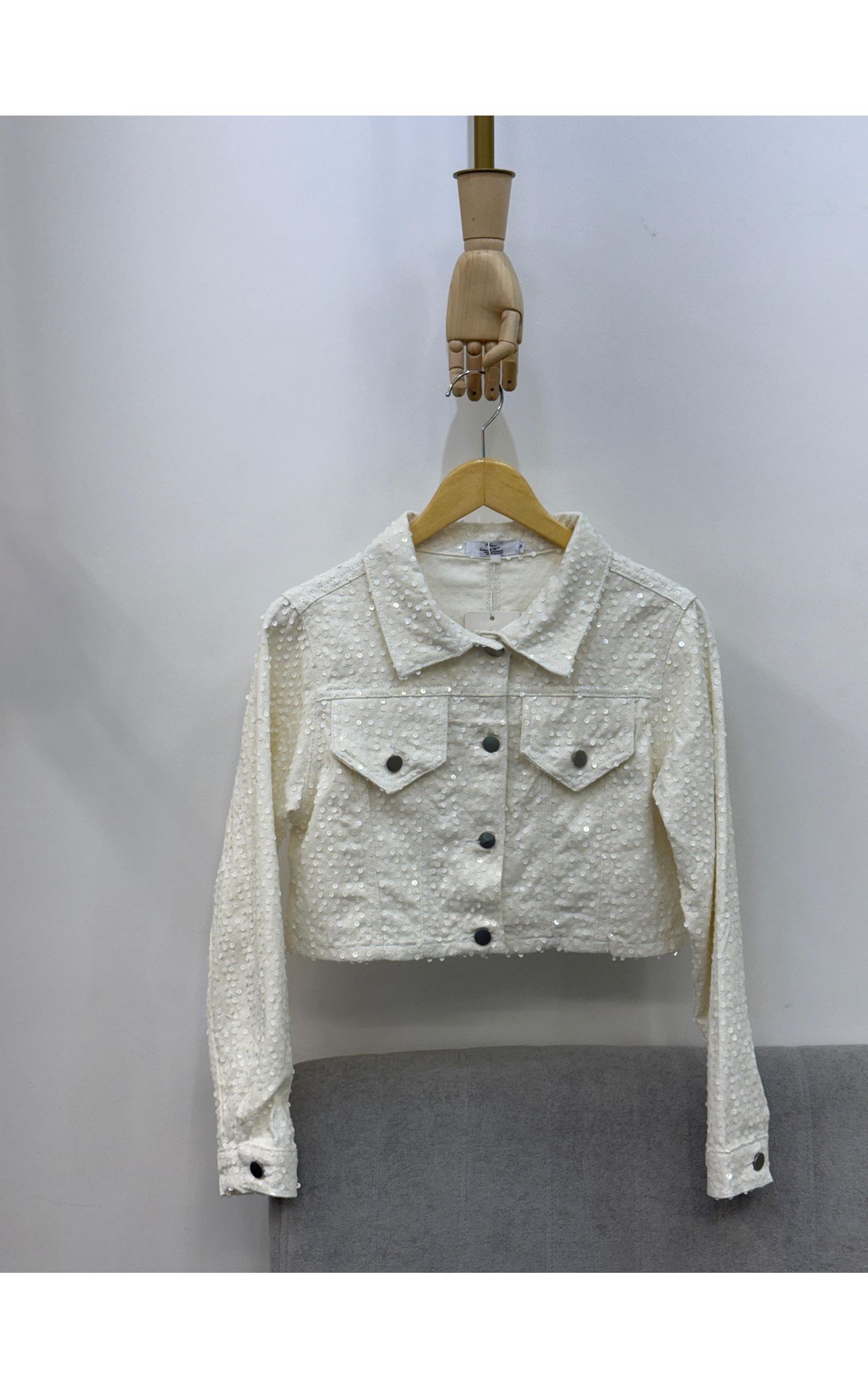 Jaqueta Cropped Micropaetê Redondo