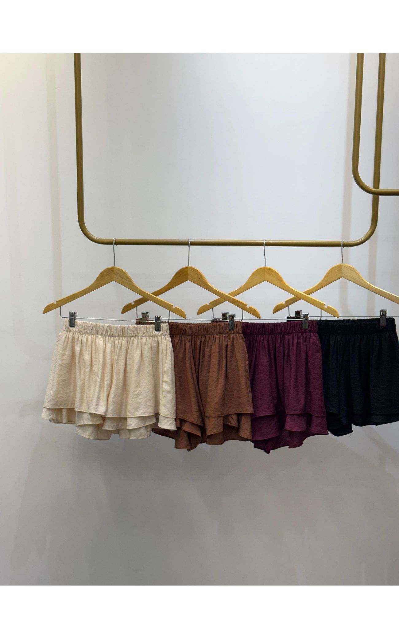 Shorts Camadas Barcelona - Uva