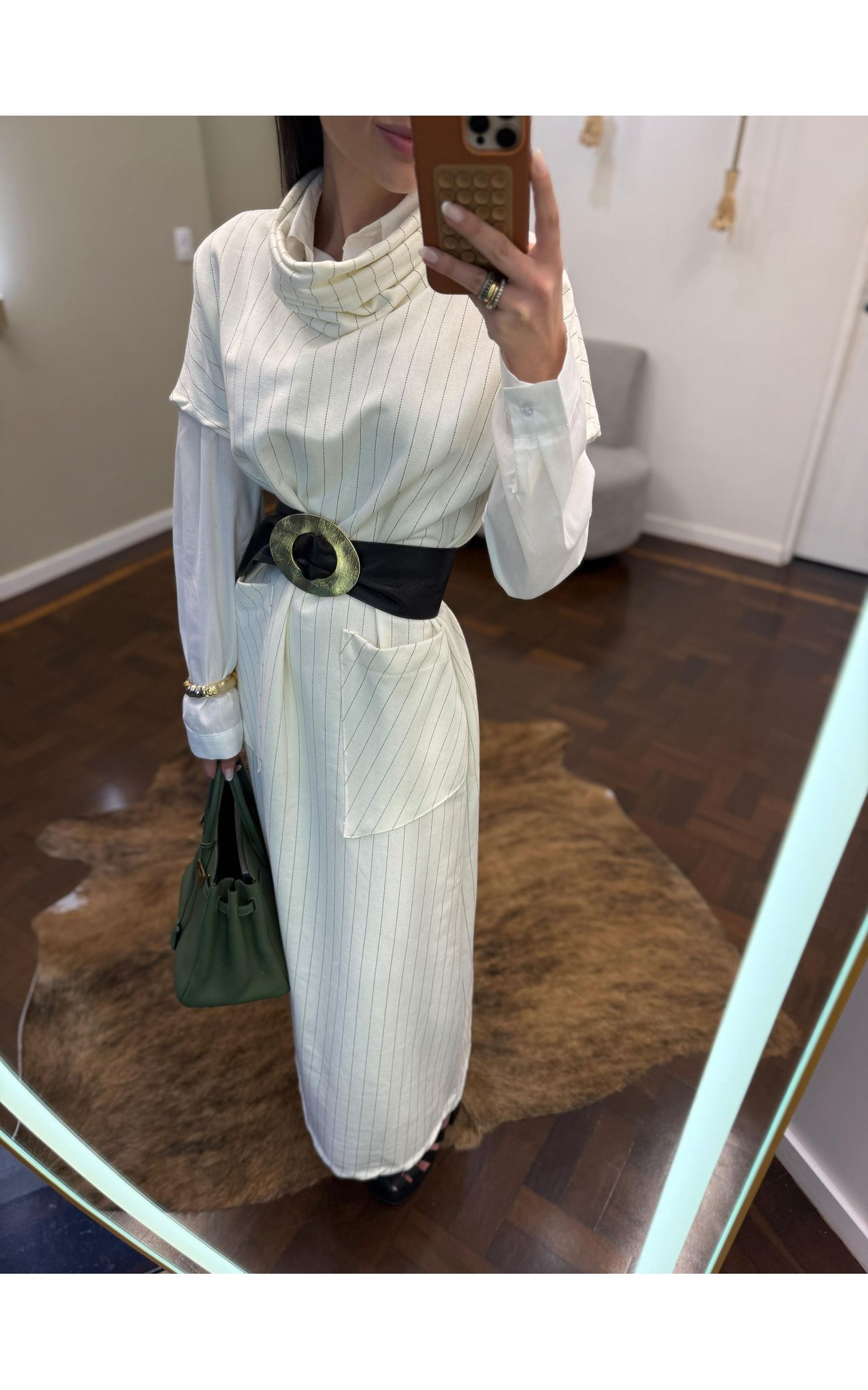 Vestido Moletom Risca de Giz - Gola Boba - Off White 