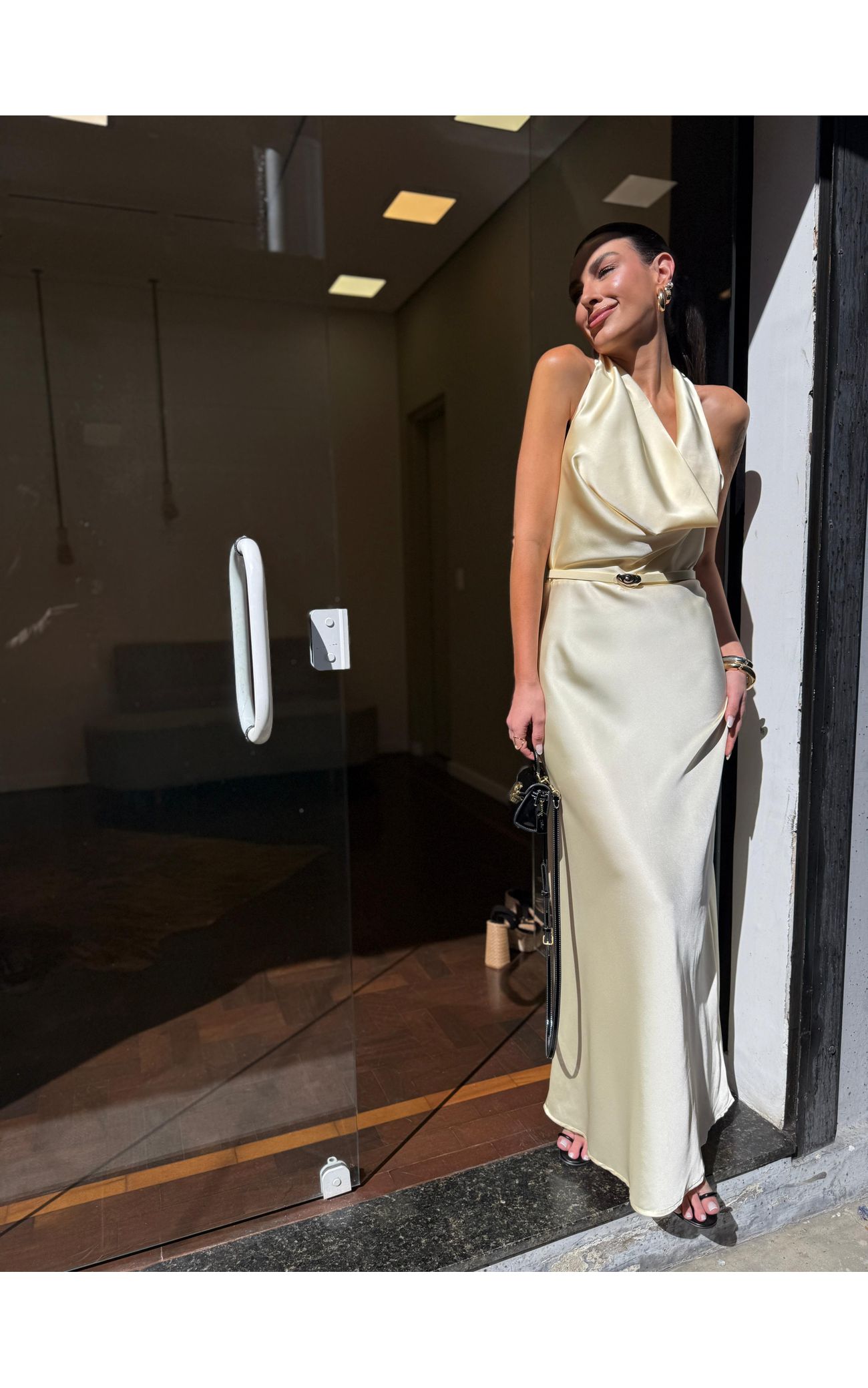 Vestido Cetim Gola Boba Gabriela - Amarelo Manteiga 