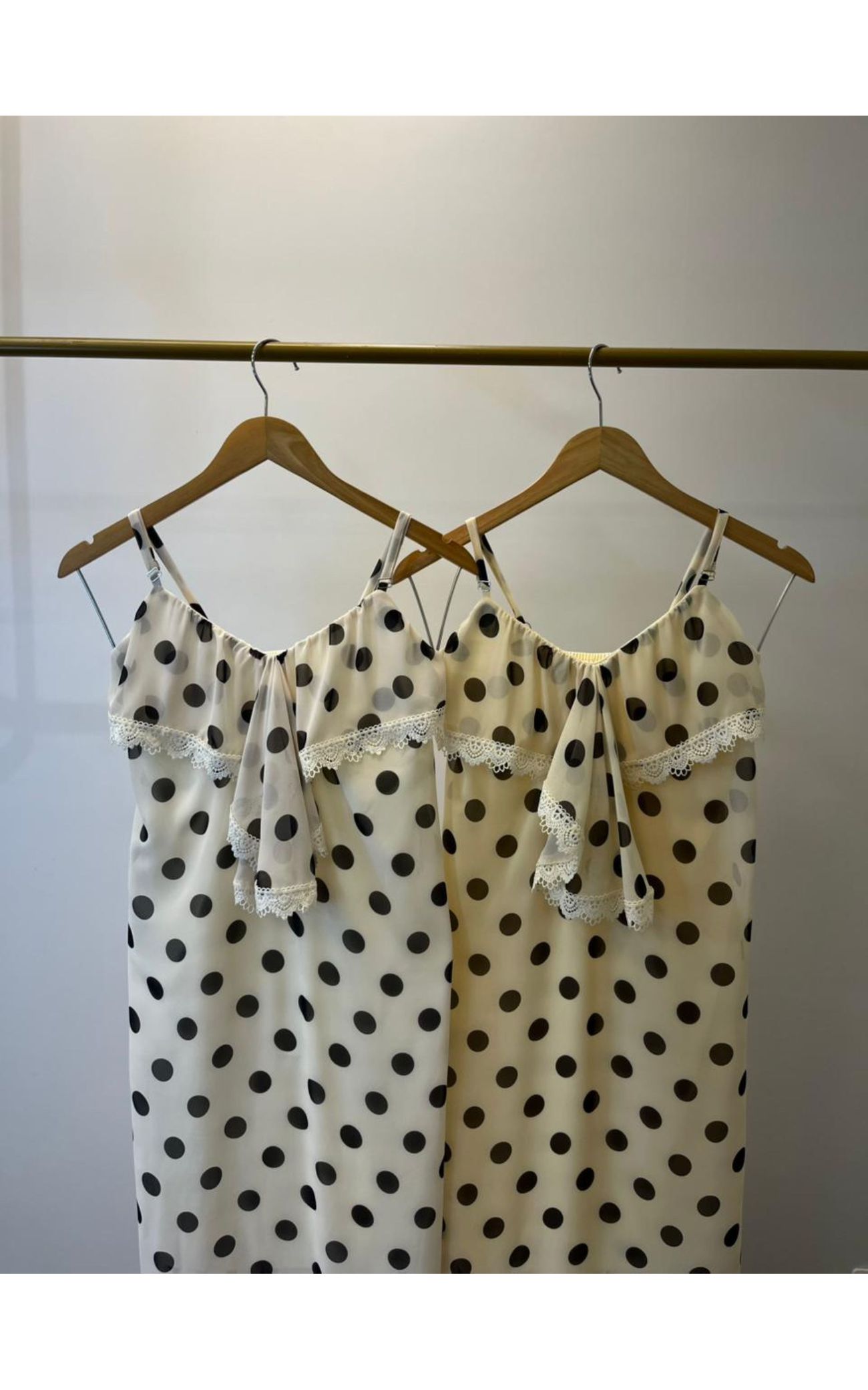 Vestido Chiffon Calm Poá - Amarelo Manteiga