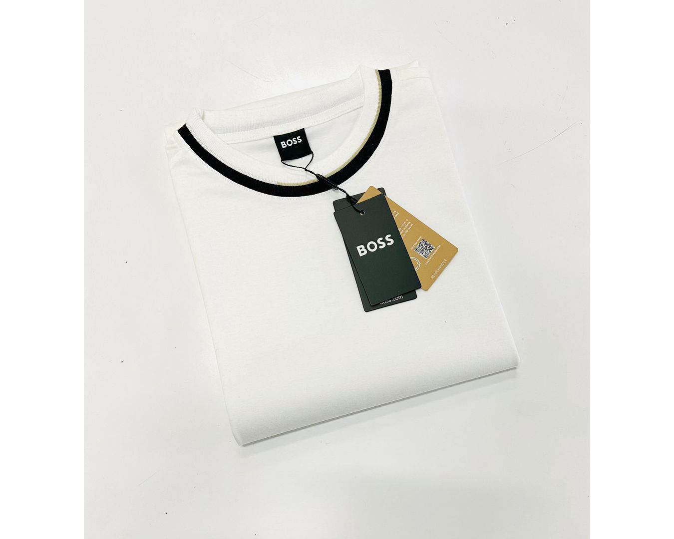 CAMISETA HUGO BOSS - BRANCA