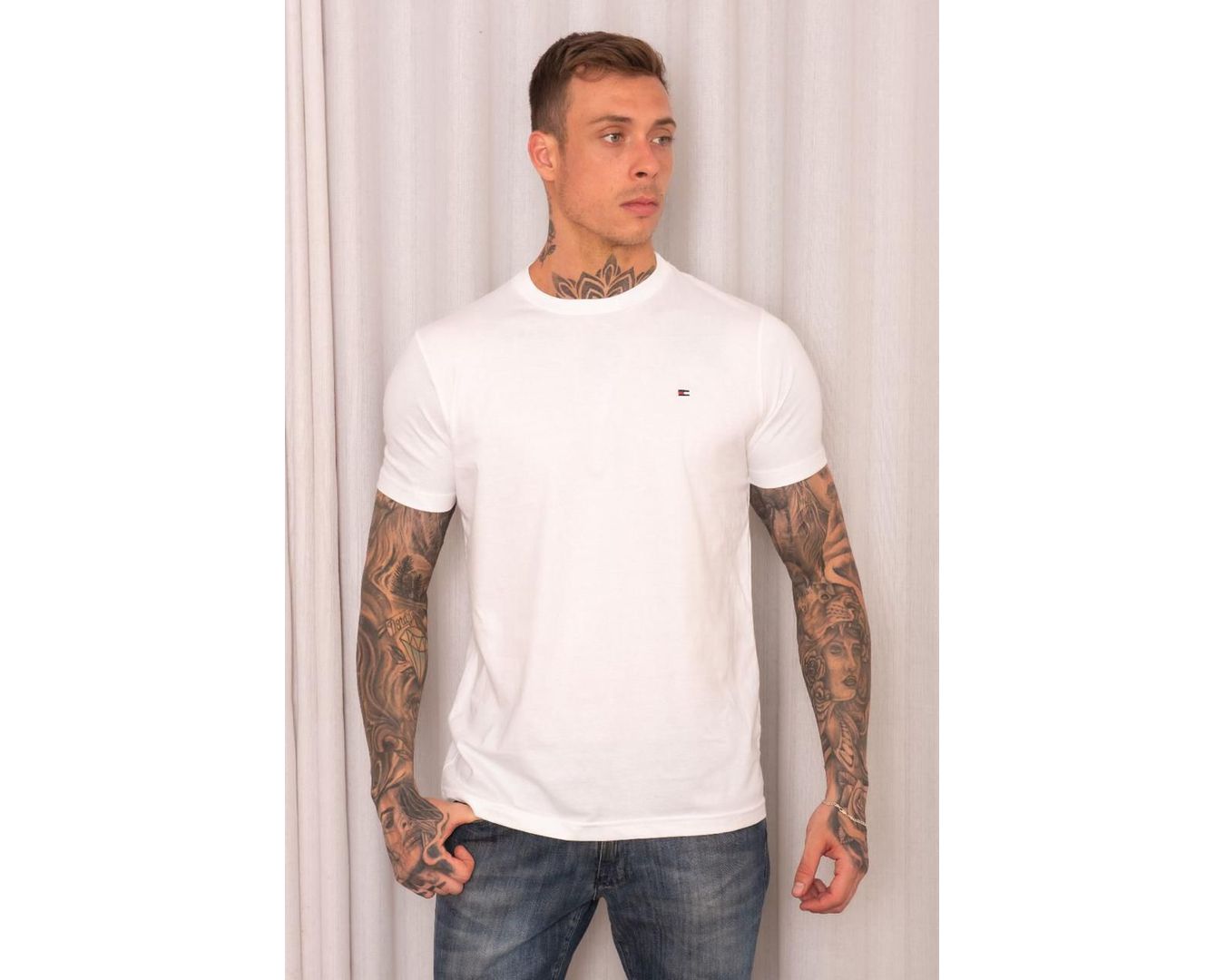 Camiseta Tommy Hilfiger - Branca 