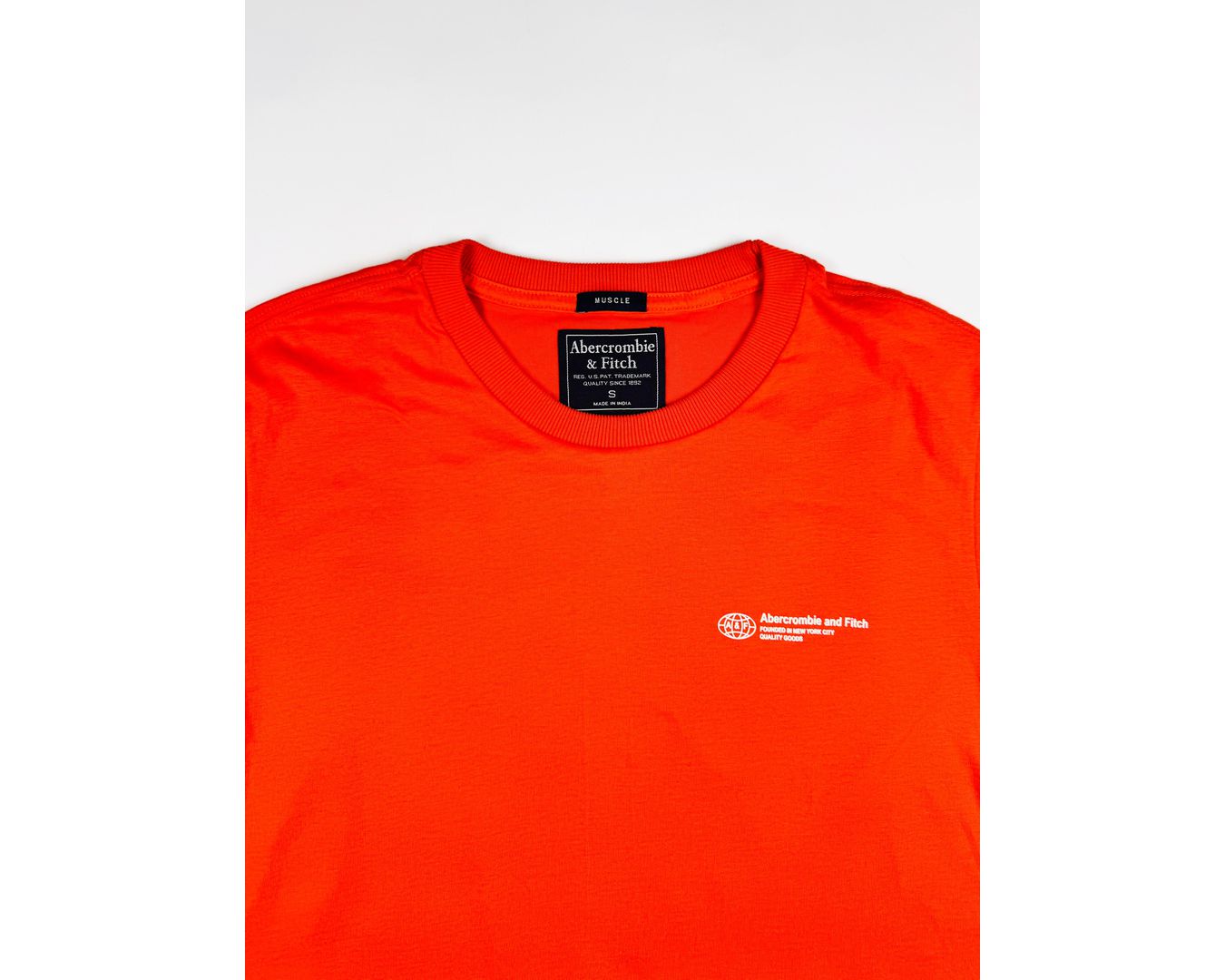 Camiseta Abercrombie - Vermelha 