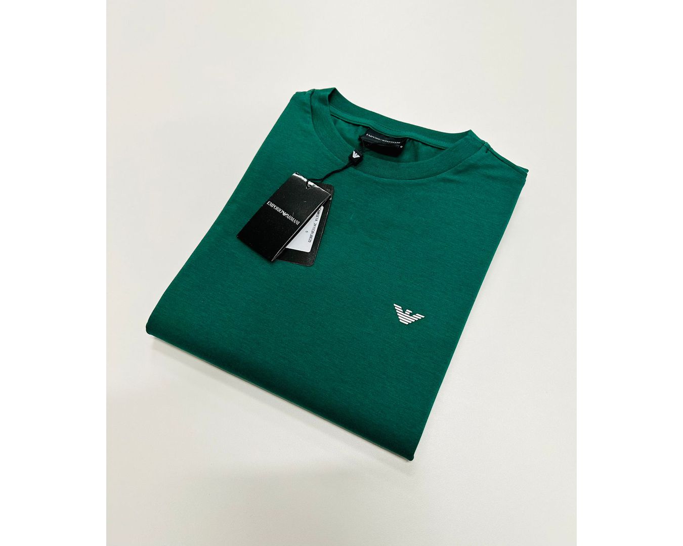 CAMISETA BASICA EMPORIO ARMANI 