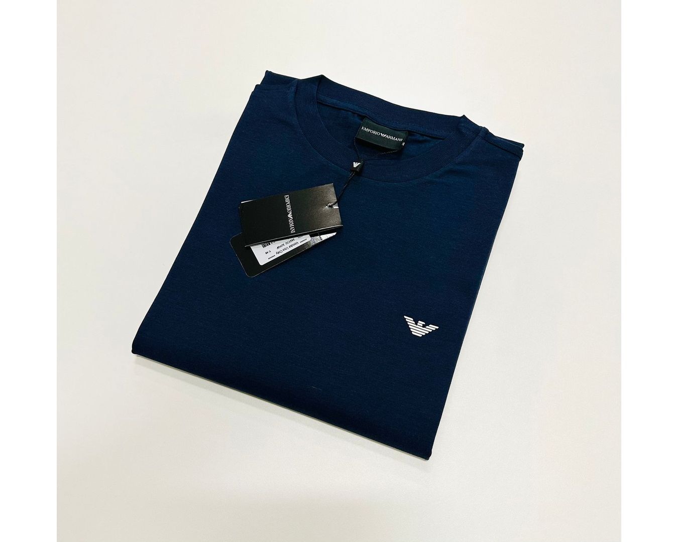 CAMISETA BÁSICA EMPORIO ARMANI - MARINHO