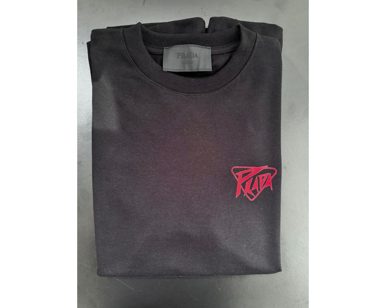 CAMISETA PRADA