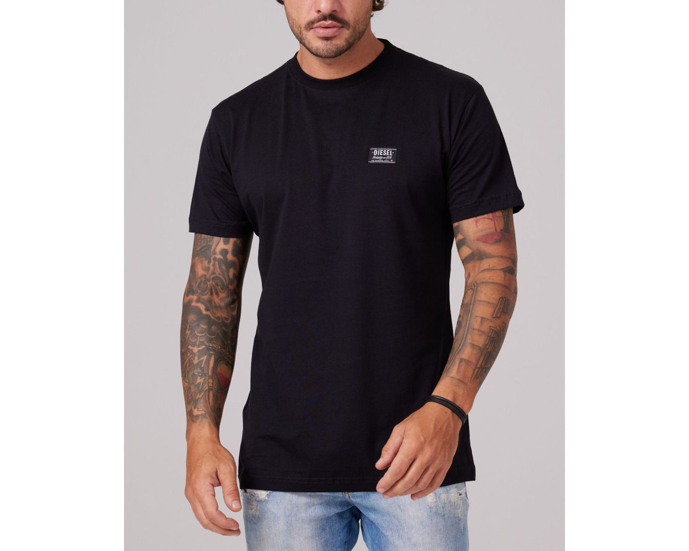 CAMISETA DIESEL - PRETO