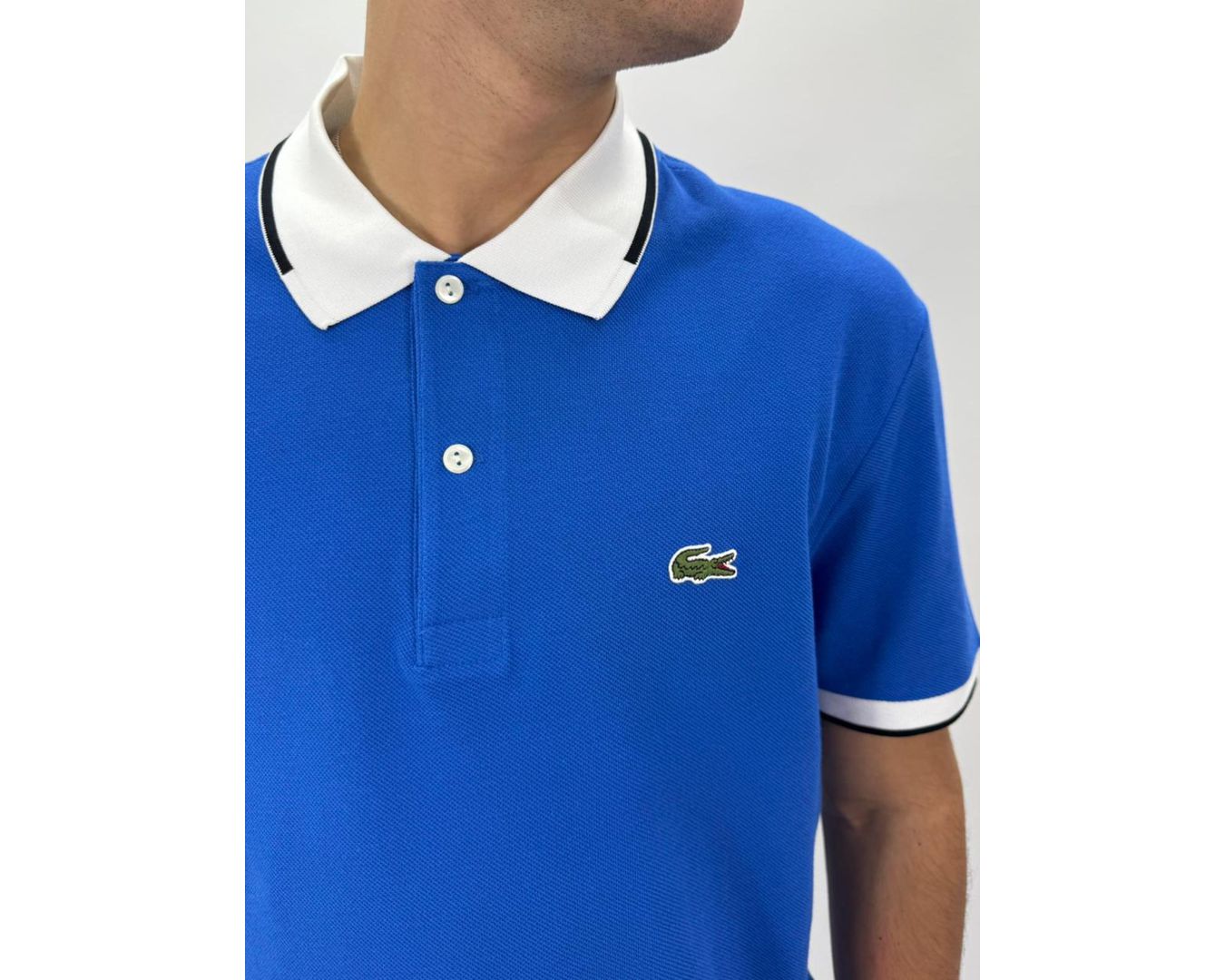 Gola Polo Lacoste Diferenciada Importada - Royal com gola branca 