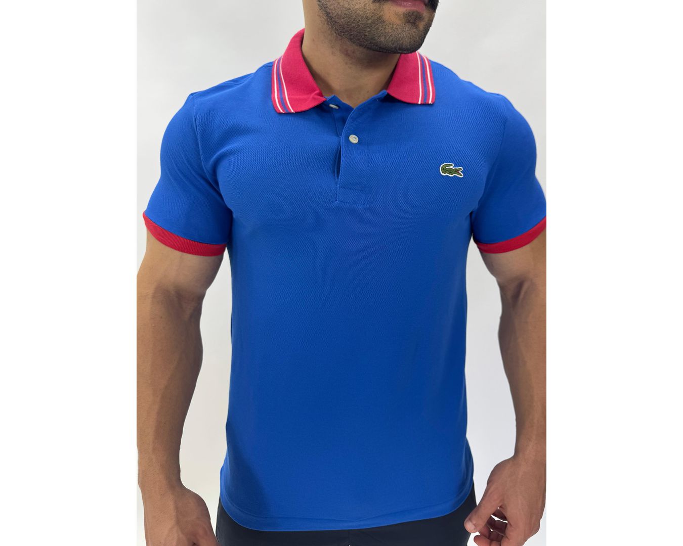 Gola Polo Lacoste Diferenciada Importada - Royal com gola vermelha