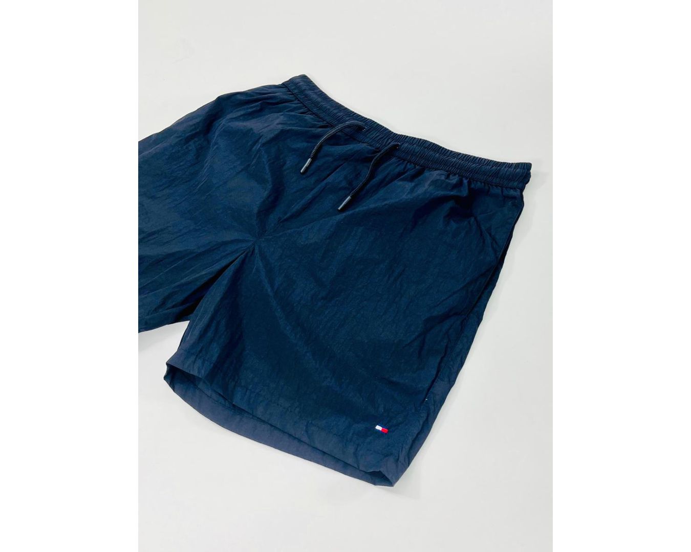 SHORT TOMMY HILFIGER - PRETO 