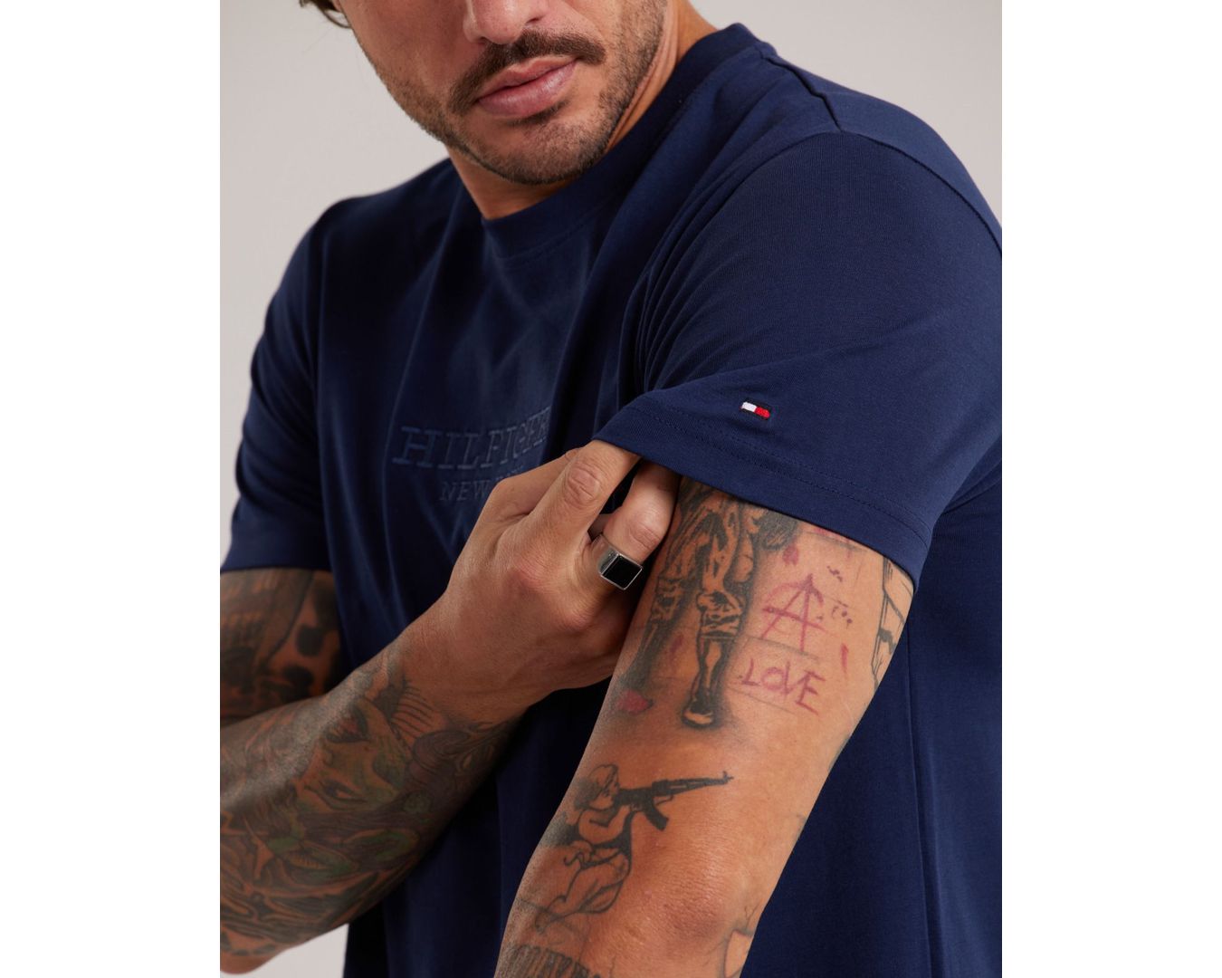 CAMISETA TOMMY HILFIGER - MARINHO