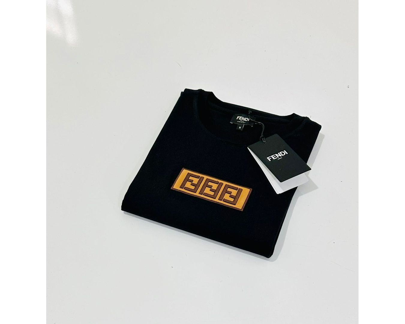 CAMISETA FENDI 