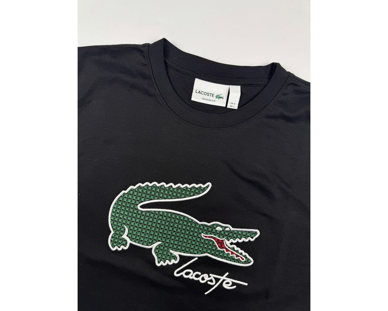Camiseta Lacoste - Preta