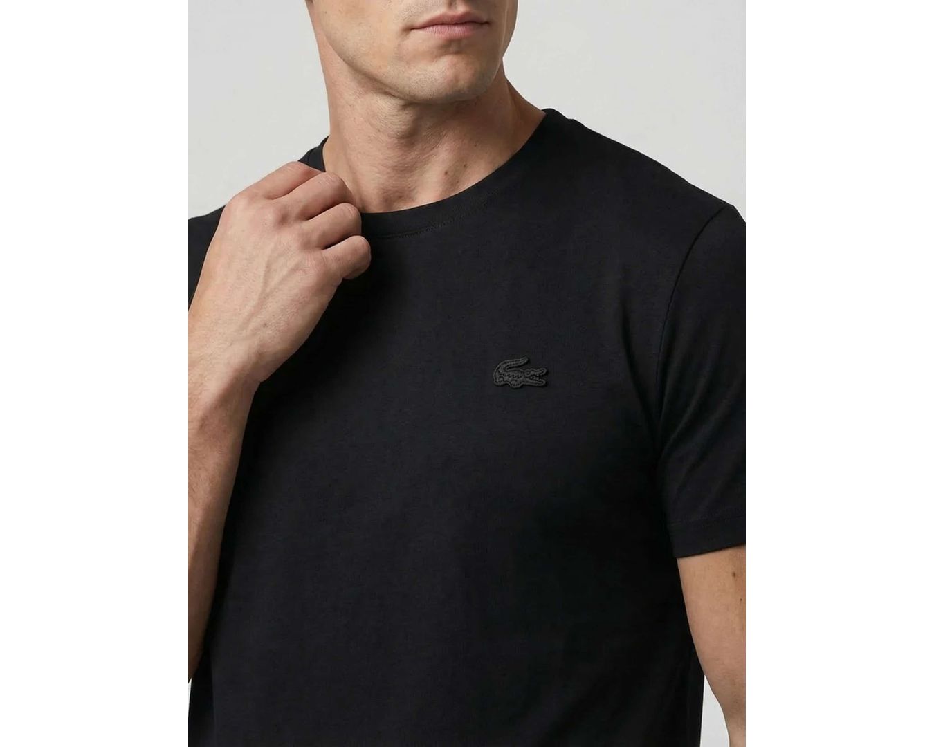 CAMISETA LACOSTE - PRETO