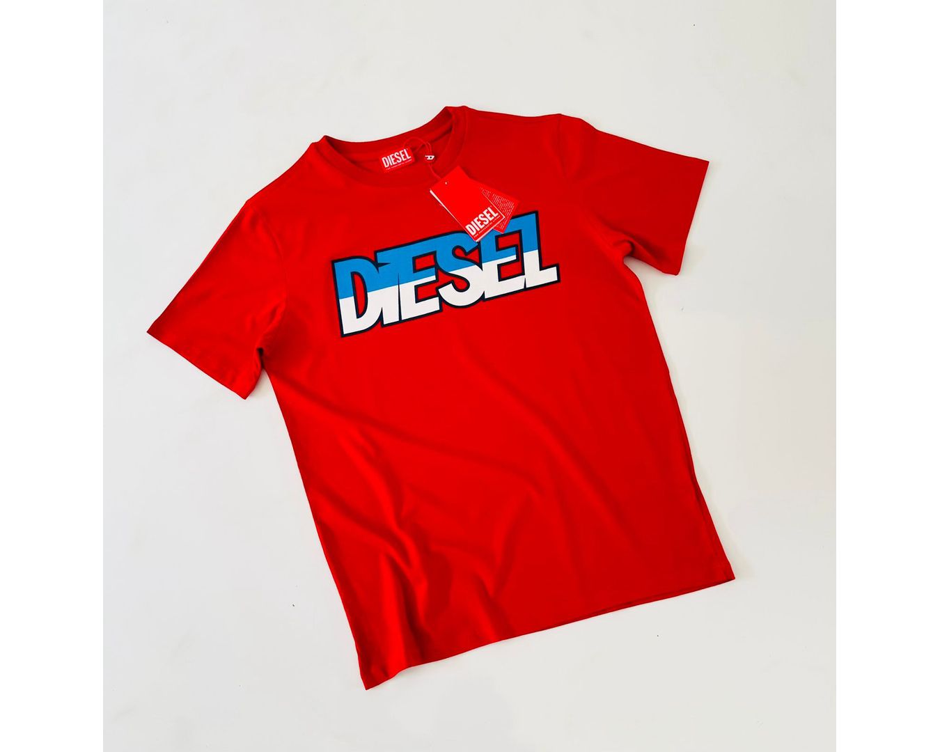 CAMISETA DIESEL VERMELHA